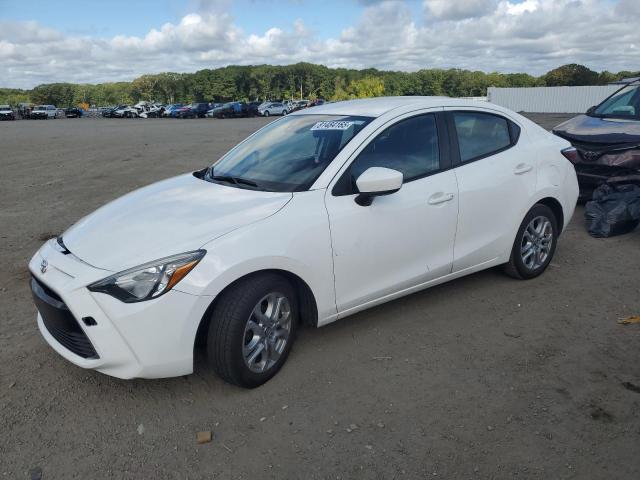  Salvage Toyota Yaris