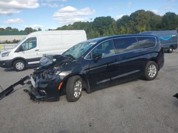  Salvage Chrysler Pacifica