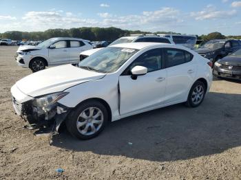  Salvage Mazda 3
