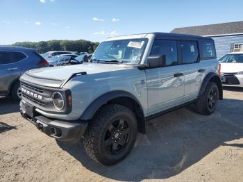  Salvage Ford Bronco