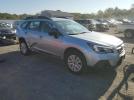 Subaru Outback 2.5i Image 5