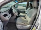Toyota Sienna Le Image 11