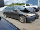 Toyota Camry Le Image 4