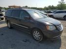 Chrysler Minivan Touring Image 4