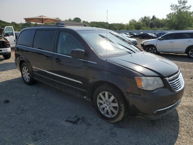 Chrysler Minivan Touring Image 4