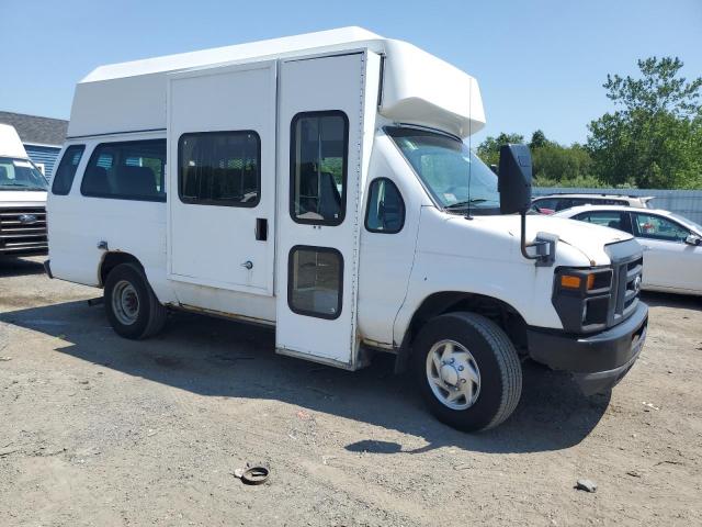 Ford Econoline E350 Super Duty Van Image 4
