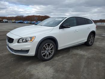  Salvage Volvo V60