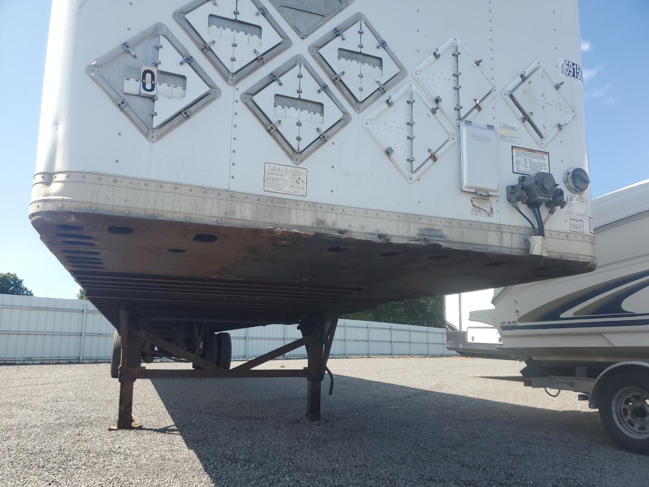 Great Dane Trailer Image 6