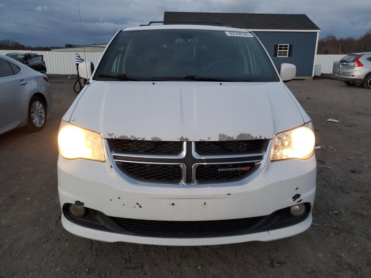 Dodge Caravan Sxt Image 10