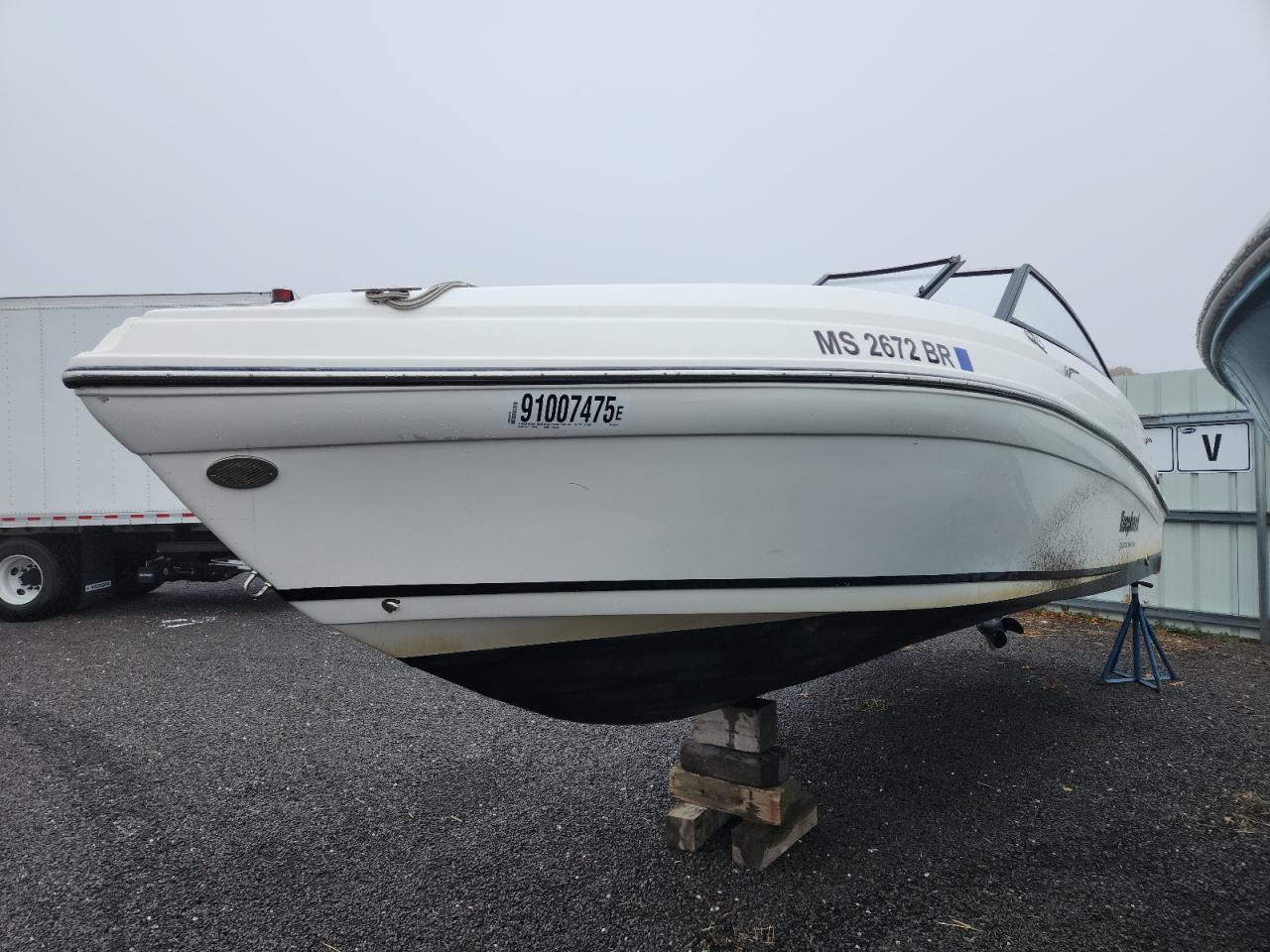 Rinker Boat Image 3