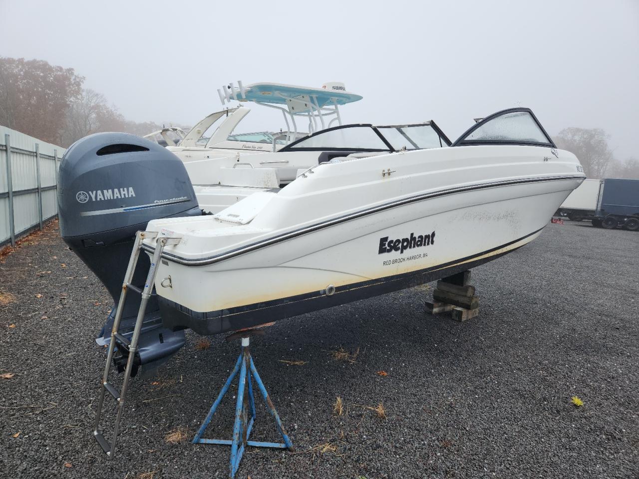 Rinker Boat Image 6