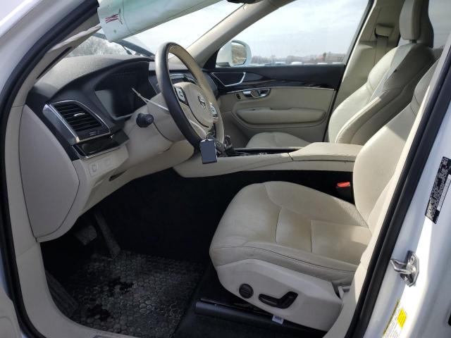 Volvo XC90 T5 Momentum Image 6