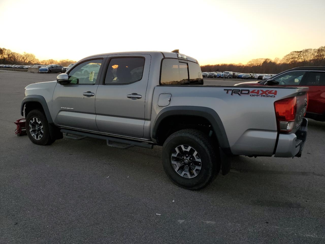 Toyota Tacoma Double Cab Image 4