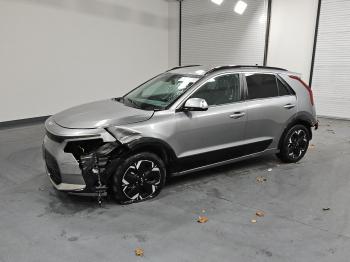  Salvage Kia Niro