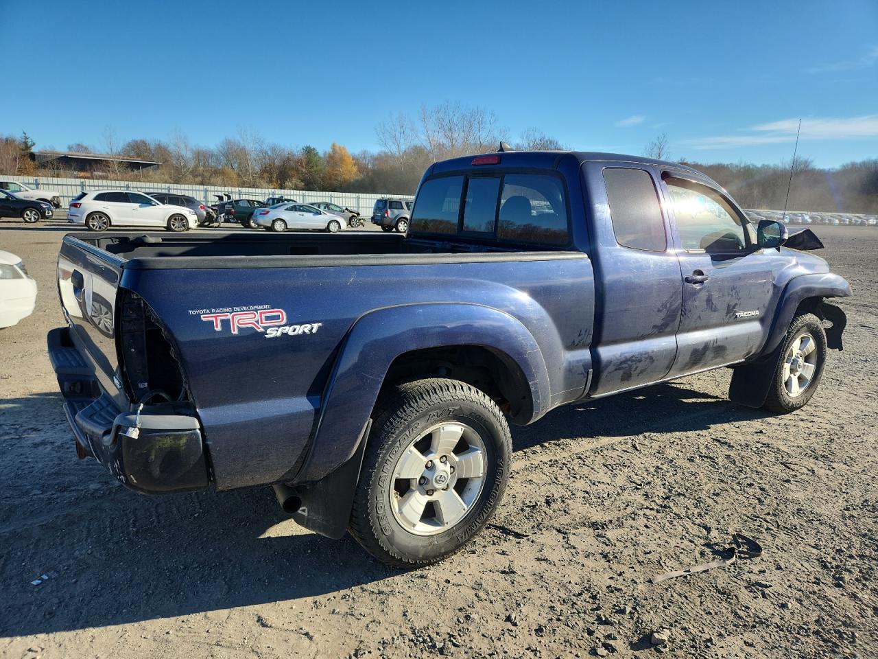 Toyota Tacoma Image 7