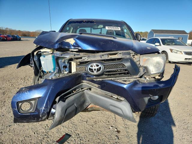 Toyota Tacoma Image 11