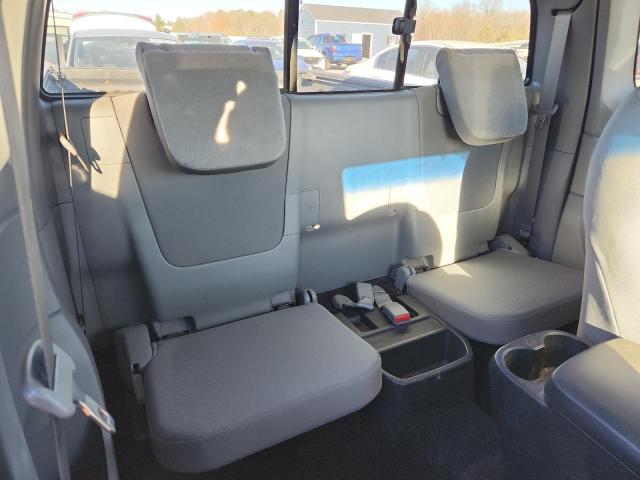 Toyota Tacoma Image 3