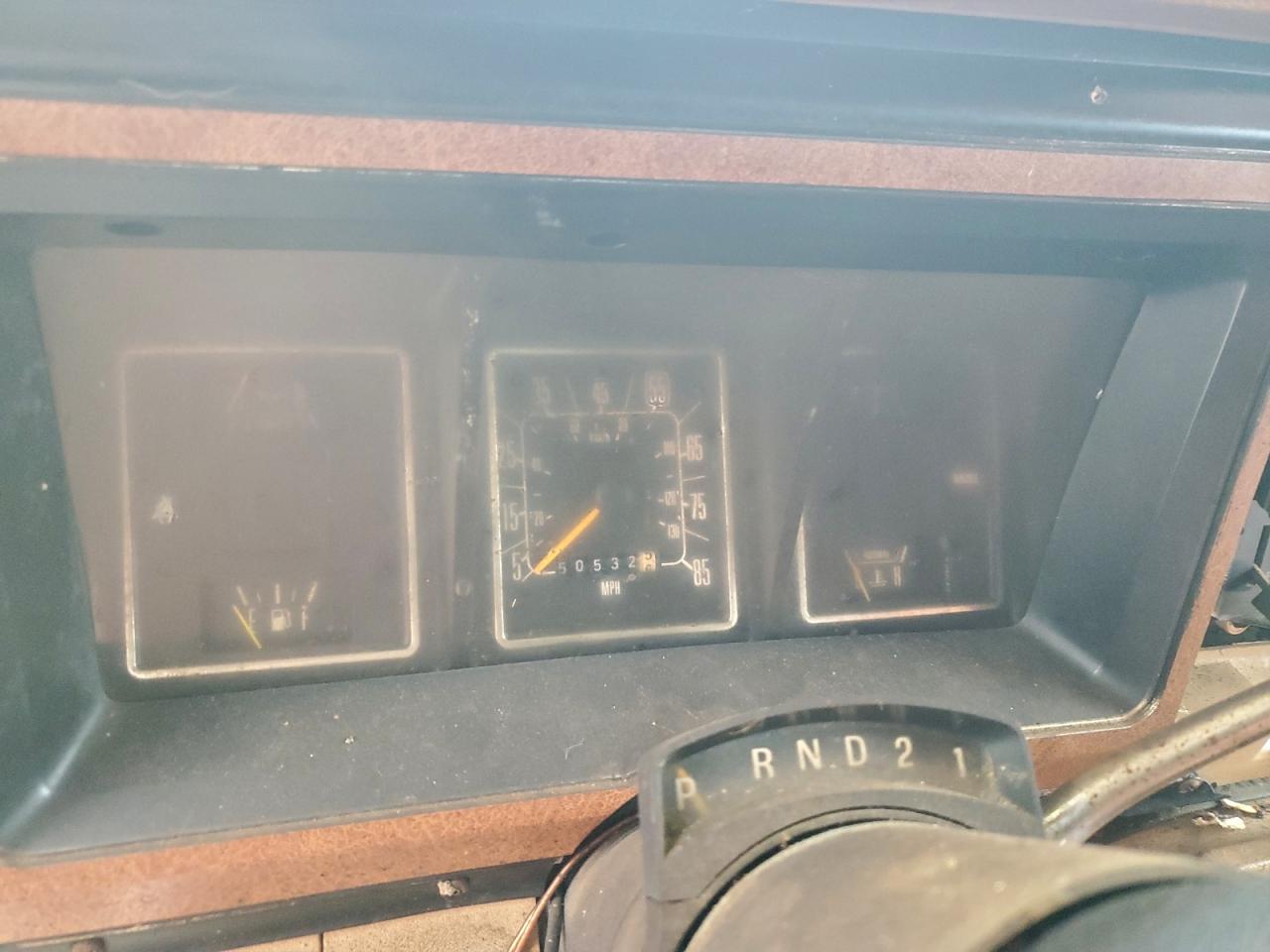 Ford Econoline E350 Cutaway Van Image 9