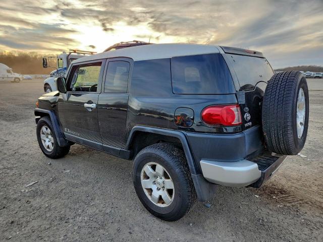 Toyota FJ Cruiser Image 6