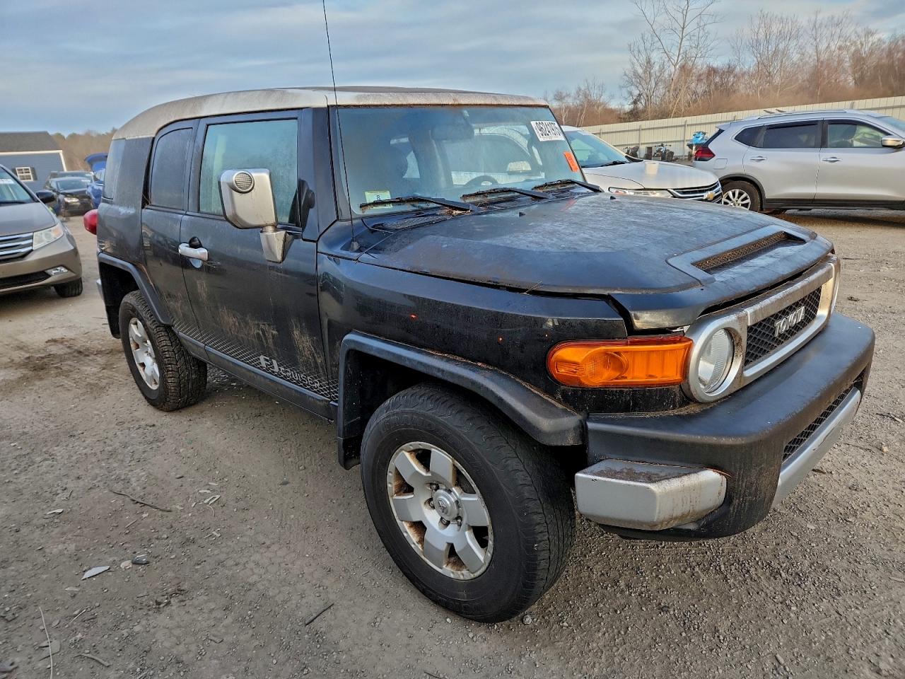 Toyota FJ Cruiser Image 2