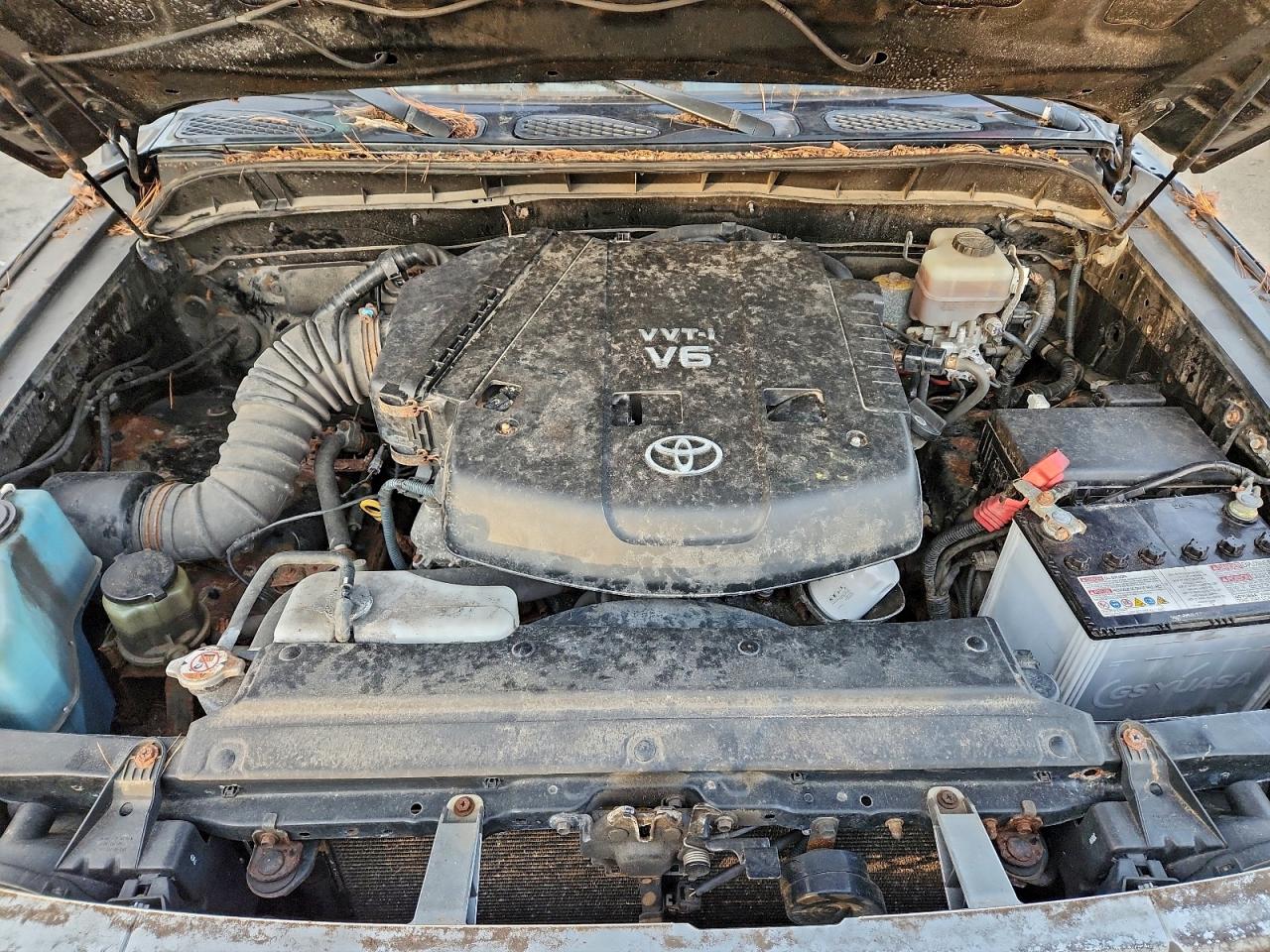 Toyota FJ Cruiser Image 9