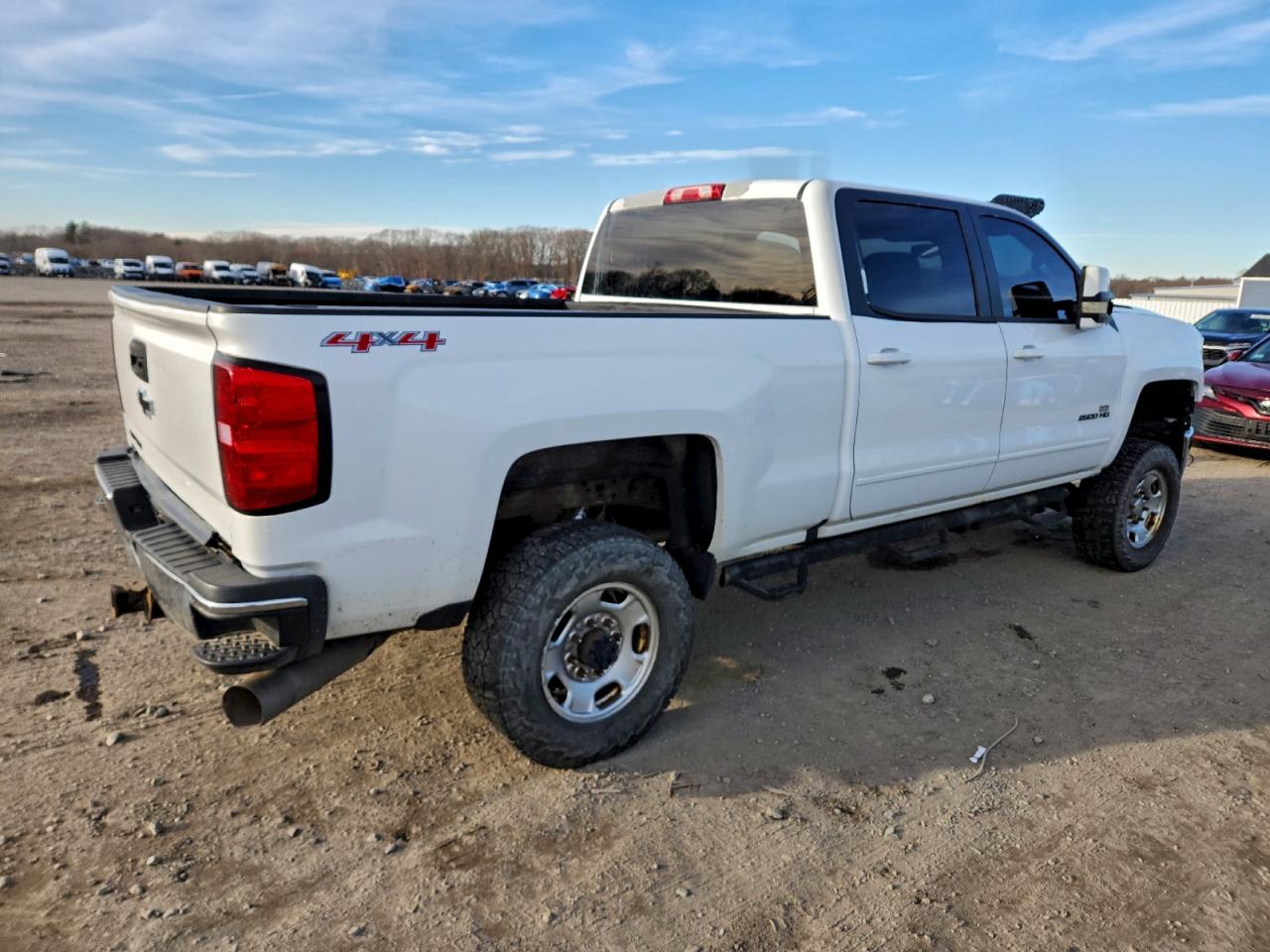 Chevrolet Silverado K2500 Heavy Duty Lt Image 2