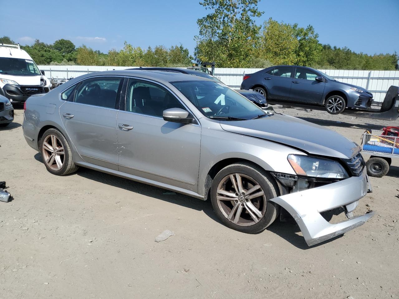 Volkswagen Passat Sel Image 7