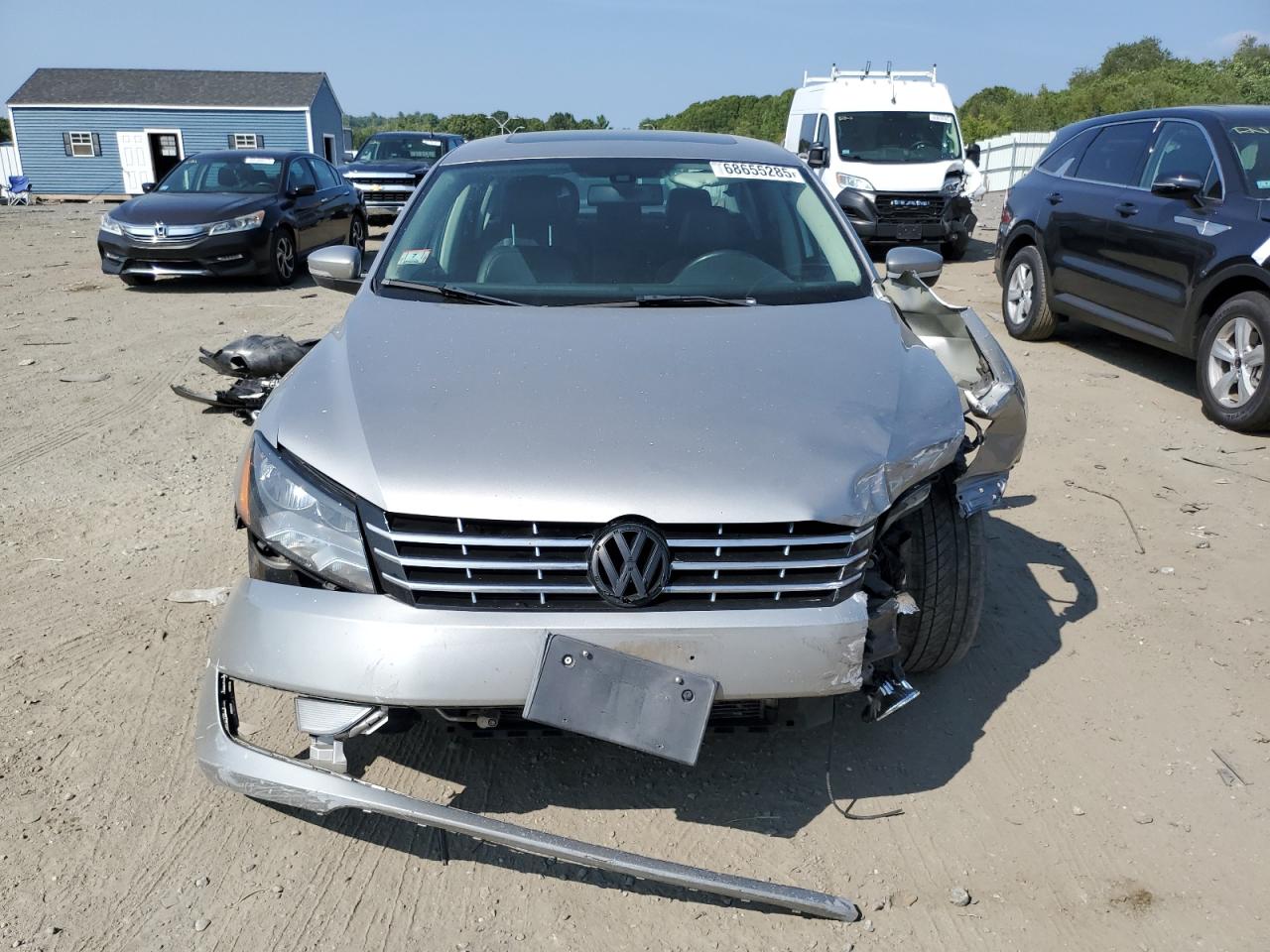 Volkswagen Passat Sel Image 3