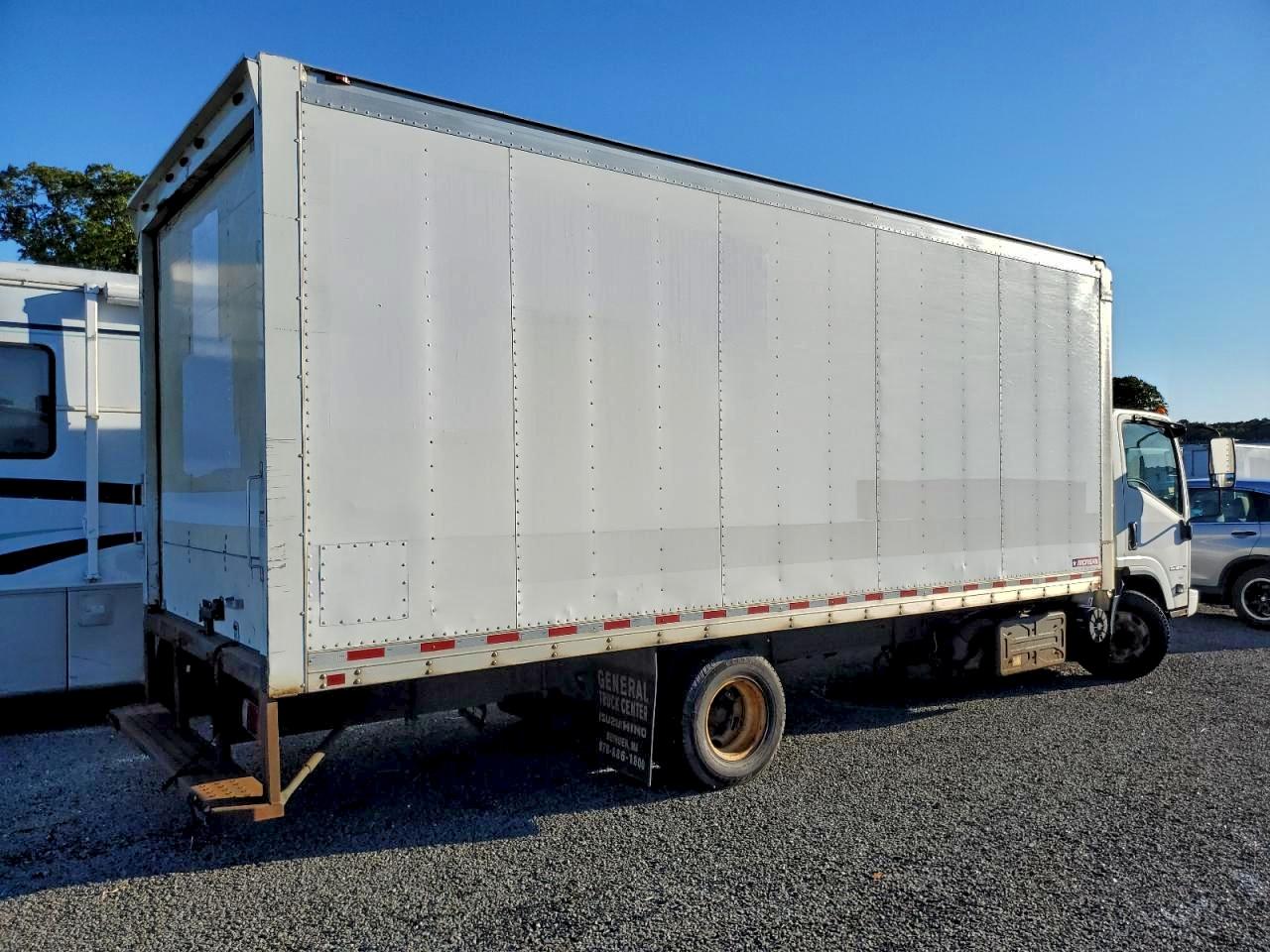 Isuzu Npr Xd Image 2