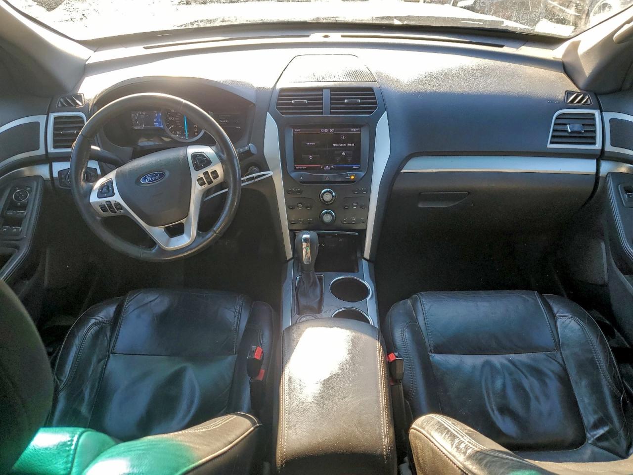 Ford Explorer Xlt Image 3