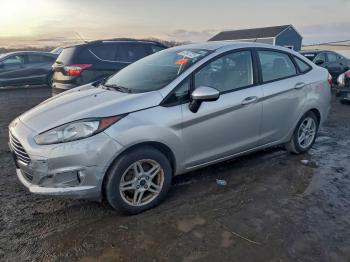  Salvage Ford Fiesta