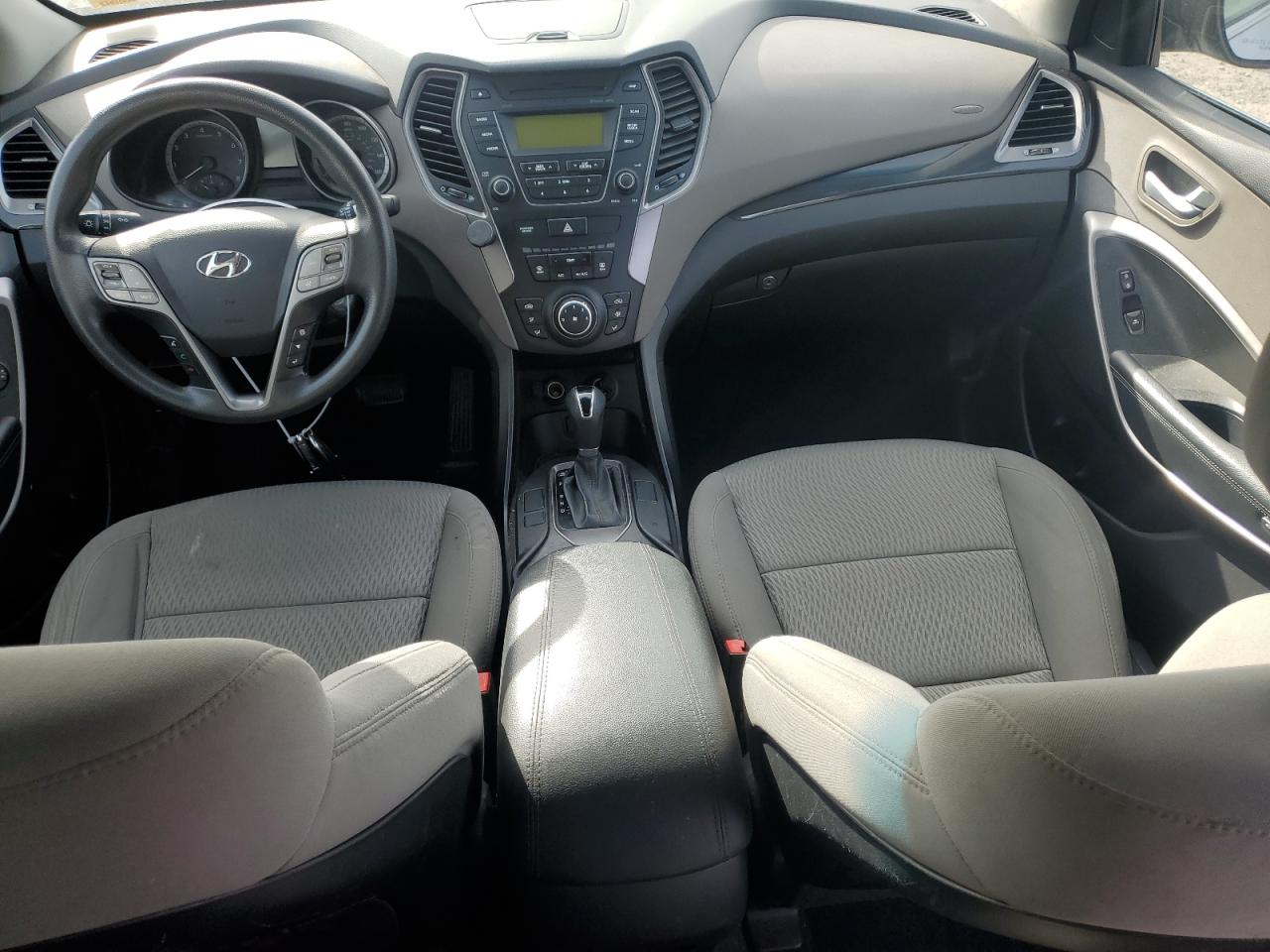 Hyundai SANTA FE Image 11