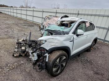  Salvage Volkswagen Taos