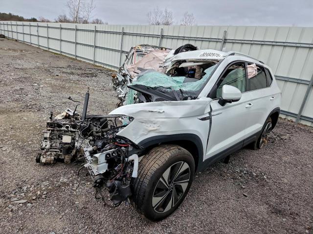  Salvage Volkswagen Taos