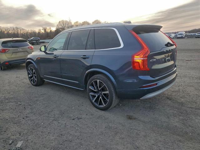 Volvo XC90 T6 Momentum Image 3