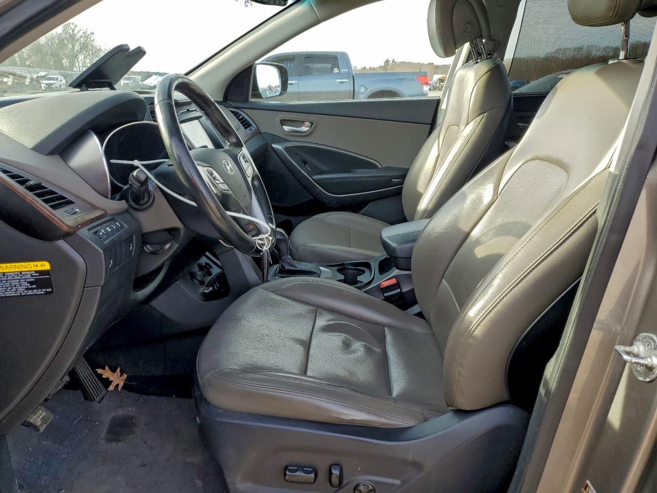 Hyundai SANTA FE Image 5