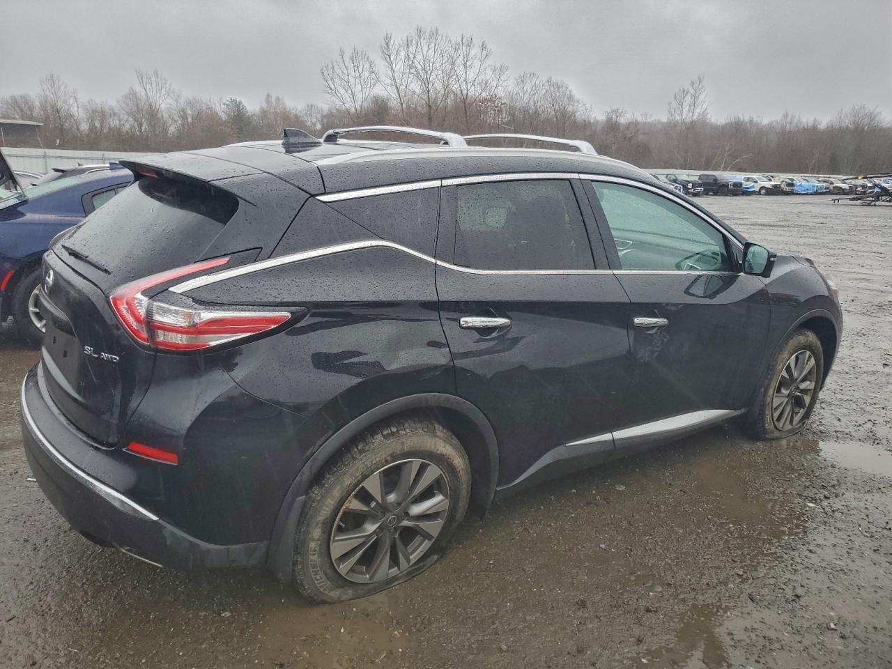 Nissan Murano S Image 2