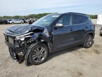  Salvage Kia Seltos