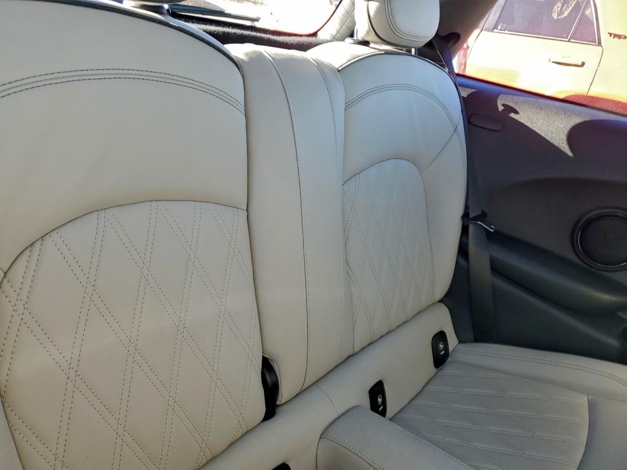 MINI Cooper S Image 2