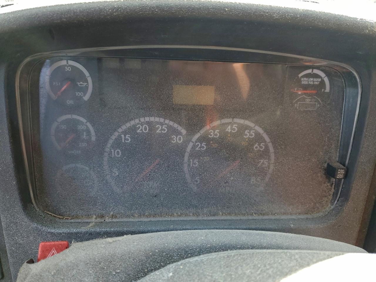 Freightliner Saf-t-line B2b Image 6