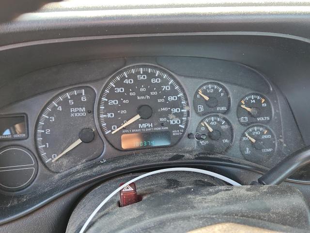 Chevrolet Silverado K1500 Image 4