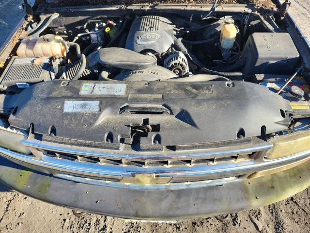 Chevrolet Silverado K1500 Image 2