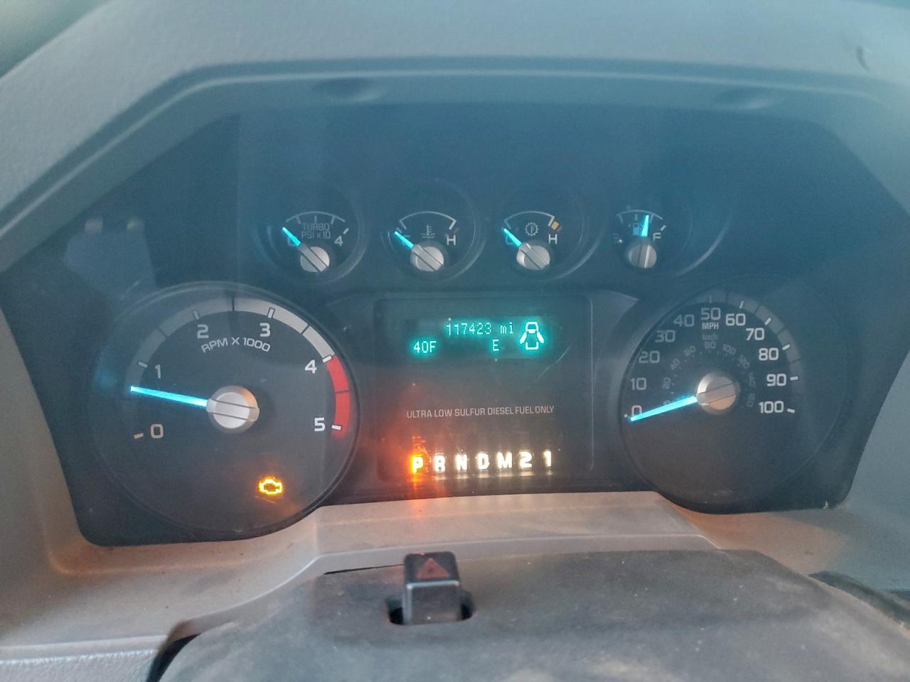 Ford F-450 Super Duty Image 6