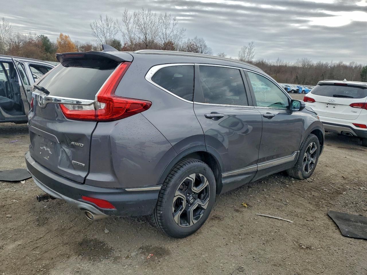 Honda Crv Touring Image 3