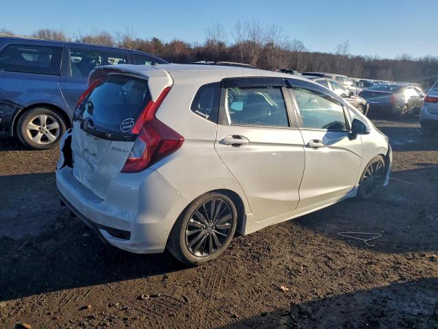 Honda Fit Sport Image 3