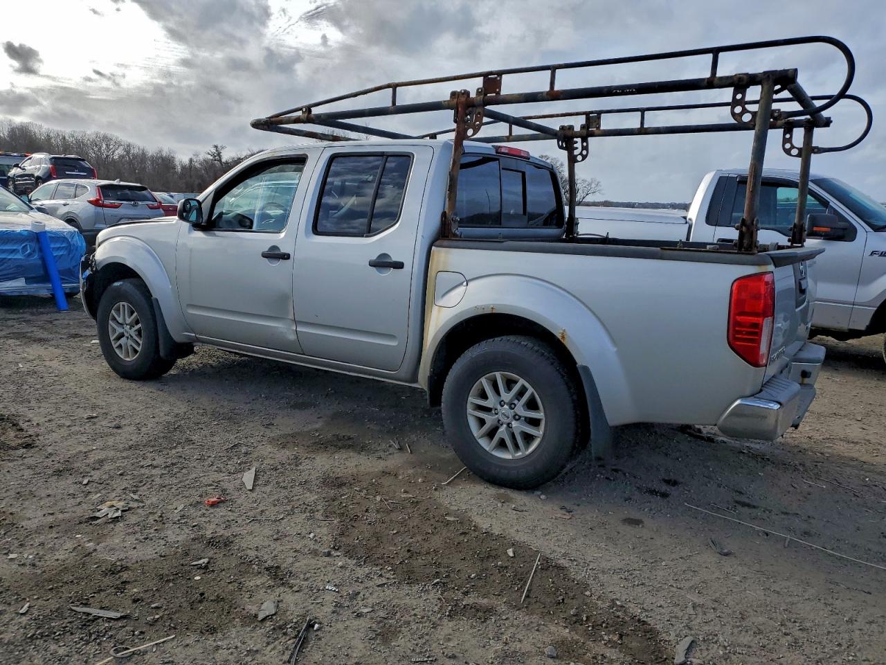 Nissan Frontier S Image 11