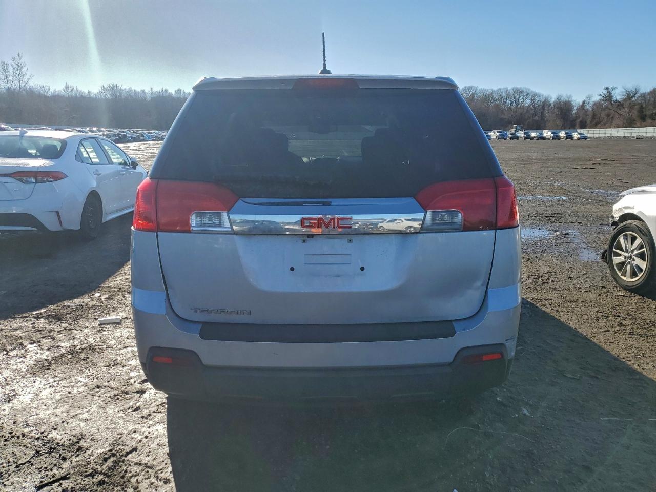 GMC Terrain Sle Image 3