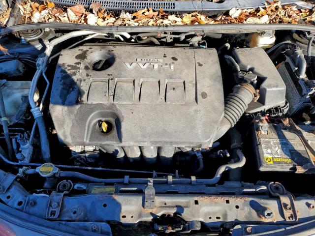 Toyota Corolla Base Image 8