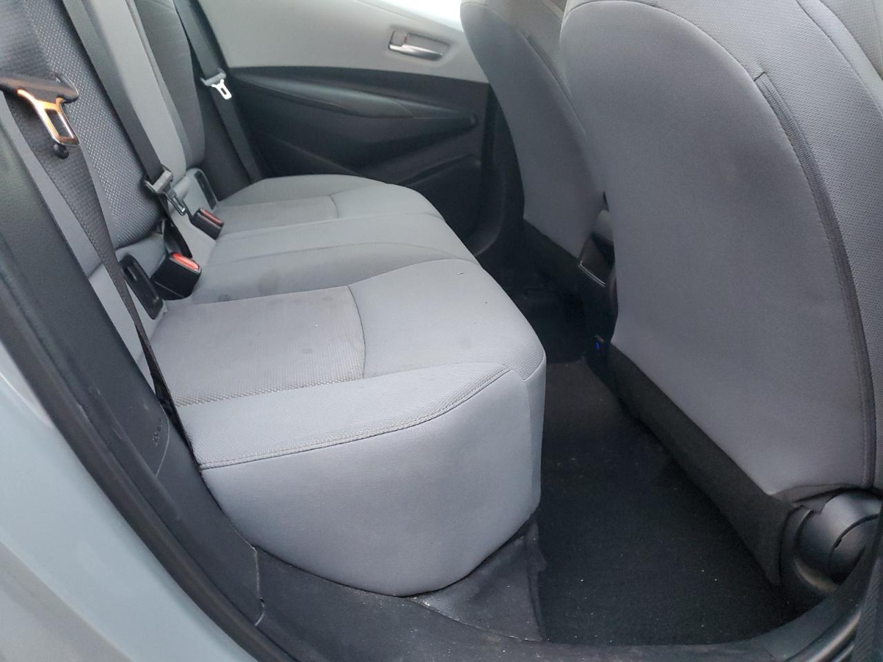 Toyota Corolla Se Image 3