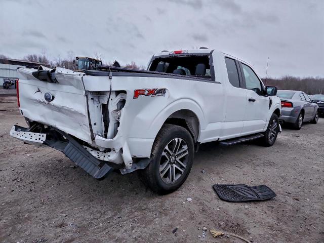 Ford F-150 Super Cab Image 12